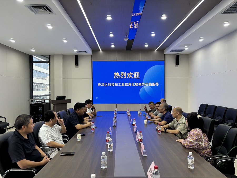任澤區(qū)科技和工業(yè)信息化局領(lǐng)導(dǎo)來(lái)石考察交流